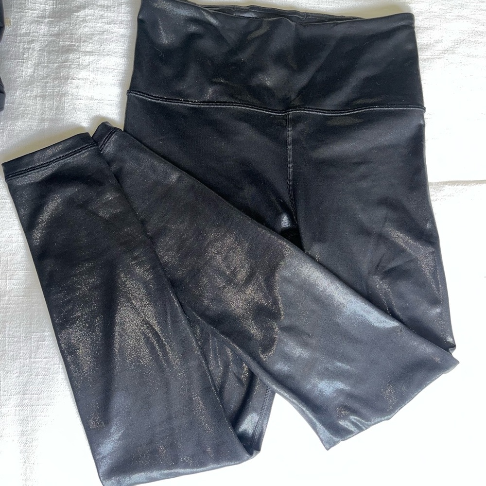 Athleta Elation Shine Tight Leggings, shiny black, size S, NWOT